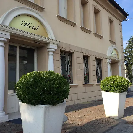 Hotel Soresina 3*